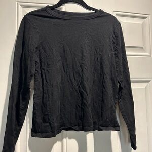 Old Navy Black Long Sleeve Tee